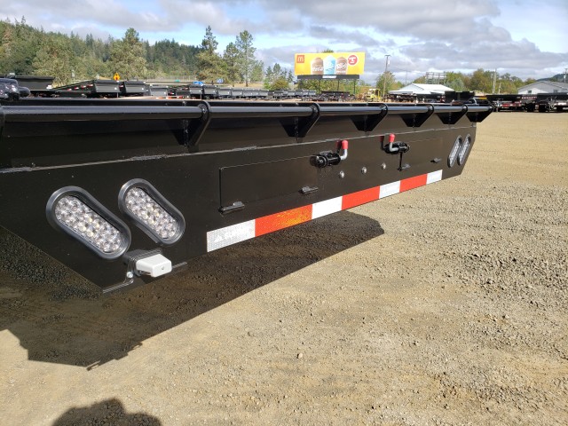 Trailer Station USA Summit Model DPDO8520TA5 Category: Equipment - Deckover GVWR: 14000 Payload: 10505