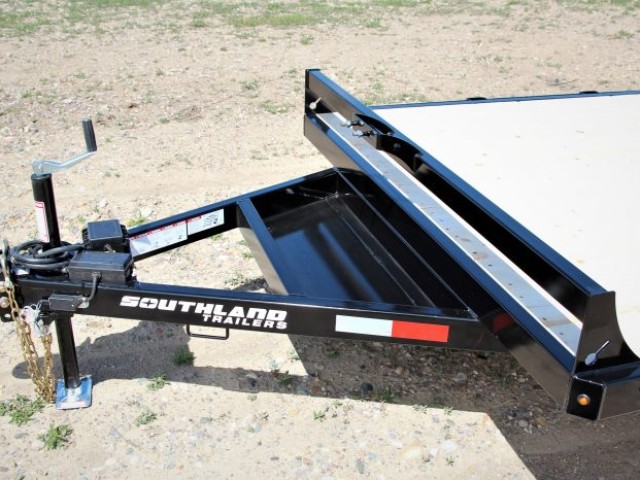 Trailer Station USA Southland Model 96254 LBAT52-16 BLK SIR Category: Equipment - Bumper Pull GVWR: 11440 Payload: 9022